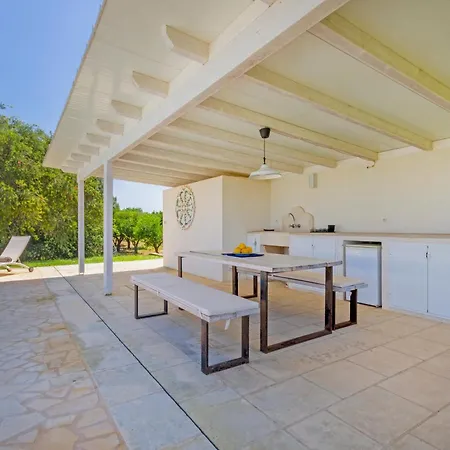 La Rossi With Pool 4 Villa