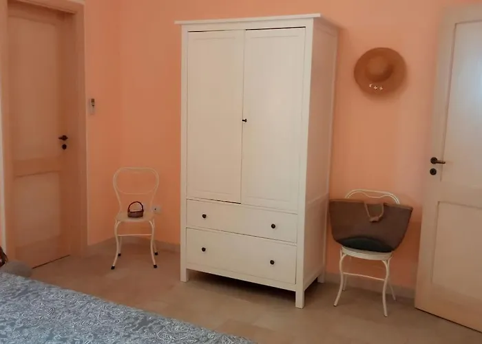 La Rossi With Pool 4 *