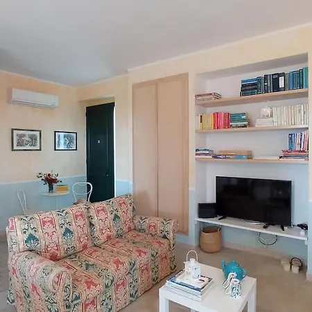 Вілла La Rossi With Pool 4