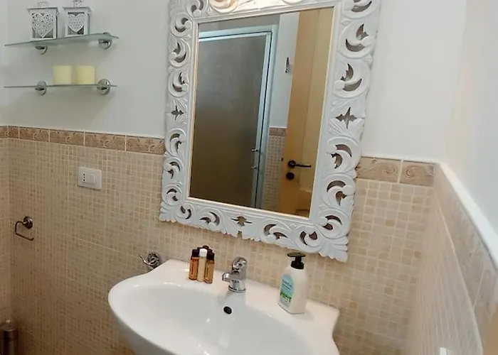 La Rossi With Pool 4 *